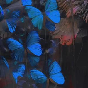 粗大的玉茎挺进寡妇的里面
