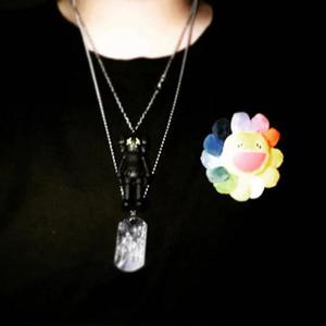 粗大的玉茎挺进寡妇的里面
